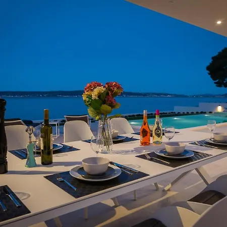 Beachfront The View With Pool Villa Kastela