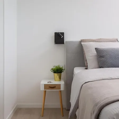 Beachfront The View With Pool Kaštela