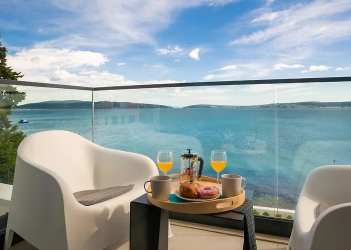 Beachfront The View With Pool Villa *