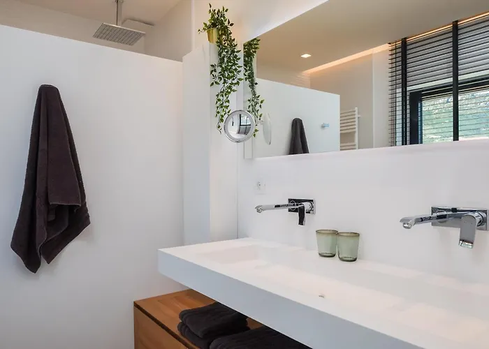 Villa Beachfront The View With Pool Kaštela