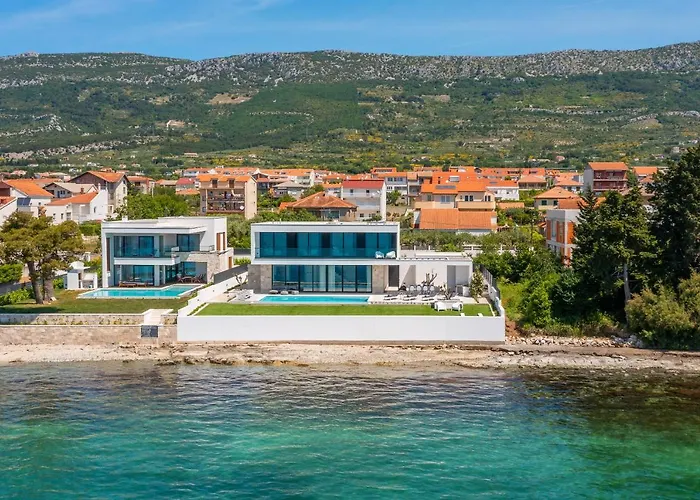 Beachfront The View With Pool Villa *